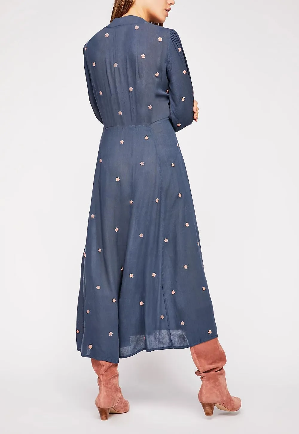 Women Boho Embroidered Maxi Dress Floral V Neck Puff Sleeve Flowy Long Dress Elegant Front Drawstring Swing Sundress