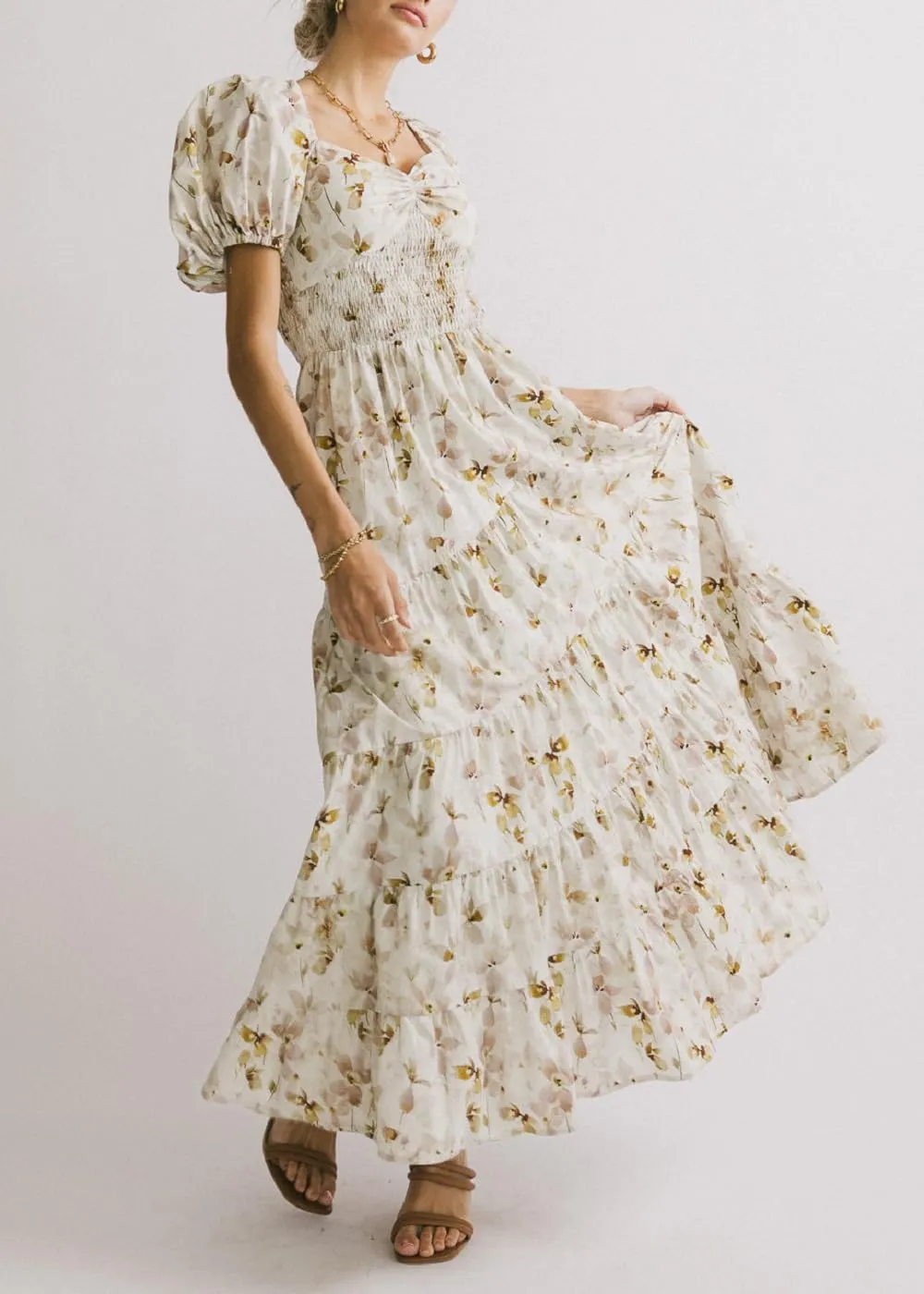 Women Floral Patchwork Puff Sleeve Maxi Dress Boho Square Neck Smocked Flowy Dress Y2k Tiered Ruffle Beach Sundress