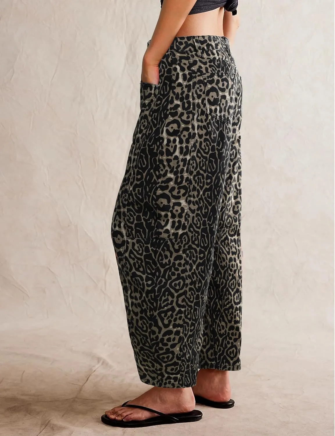 Women's Barrel Boyfriend Baggy Leopard Print Jeans Mid Rise Cropped Wide Leg Y2K Horseshoe Jeans for Women Trendy
