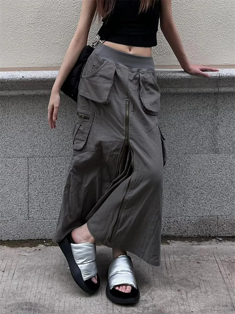 Women's Y2K Cargo Skirts A-line Maxi Low Elastic Waist Vintage Skirts with Flap Pockets Streetwear